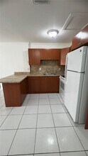 6545 W 27th Ct in Hialeah, FL - Building Photo - Building Photo