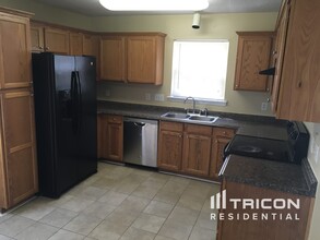 7504 Grabill Dr in Charlotte, NC - Building Photo - Building Photo