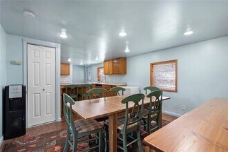 418 Laughlin Ave in Pittsburgh, PA - Building Photo - Building Photo