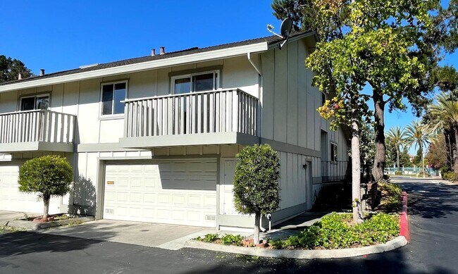 property at 20277 Northbrook Square