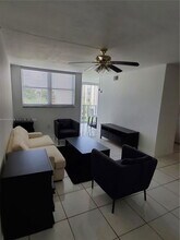 9411 SW 4th St in Miami, FL - Building Photo - Building Photo