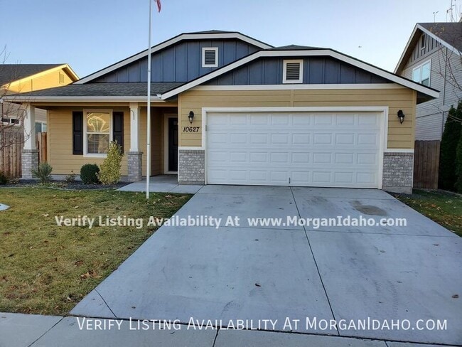 property at 10627 Pipevine Dr