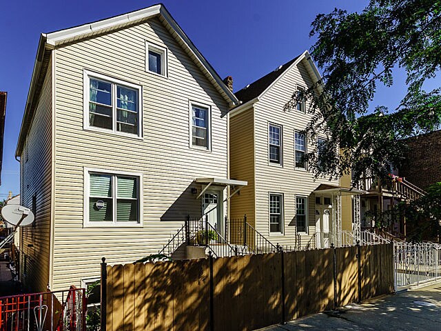 1914 W 21st Plz, Unit G in Chicago, IL - Foto de edificio - Building Photo