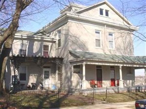 110 S 3rd St in Richmond, IN - Foto de edificio