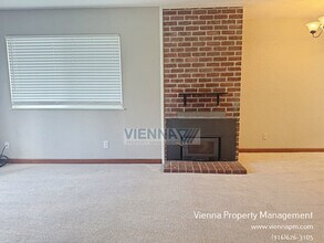 3317 Bristol Rd in Sacramento, CA - Foto de edificio - Building Photo