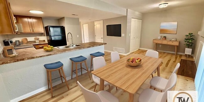 property at 204 W Wesley Dr