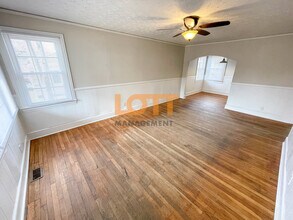 206 Wilbanks St in Greenville, SC - Building Photo - Building Photo