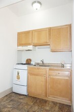 One Oakland Terrace in Bala Cynwyd, PA - Building Photo - Building Photo