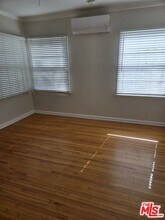 1338 S Dunsmuir Ave in Los Angeles, CA - Building Photo - Building Photo