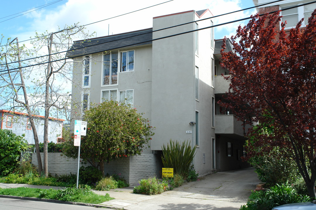 2133 Grant St in Berkeley, CA - Building Photo