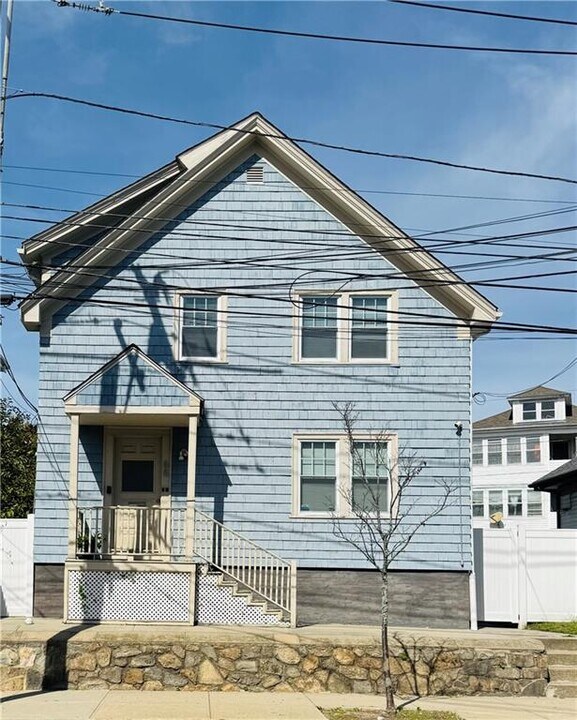 65 Union Ave in Providence, RI - Foto de edificio