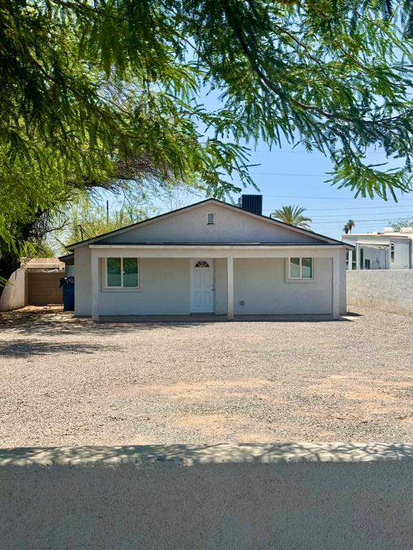 property at 3837 W Lincoln St