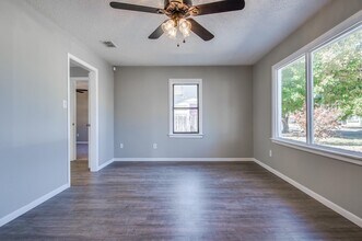 4813 40th St in Lubbock, TX - Building Photo - Building Photo