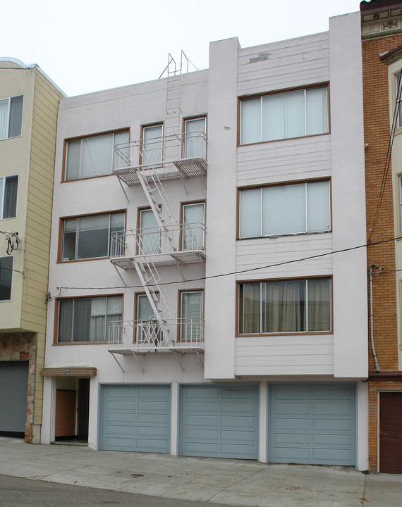 447 15th Ave in San Francisco, CA - Building Photo