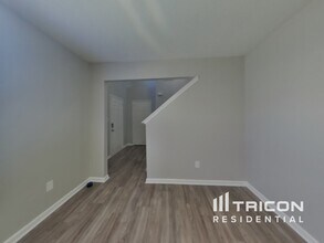 825 Raindrops Rd in Gastonia, NC - Building Photo - Building Photo