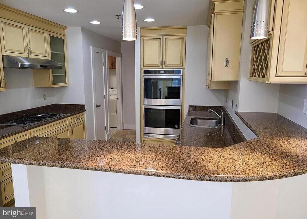 1400 Lancaster St in Baltimore, MD - Building Photo