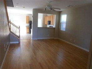 982 Ashford Hollow Ave in Henderson, NV - Building Photo - Building Photo