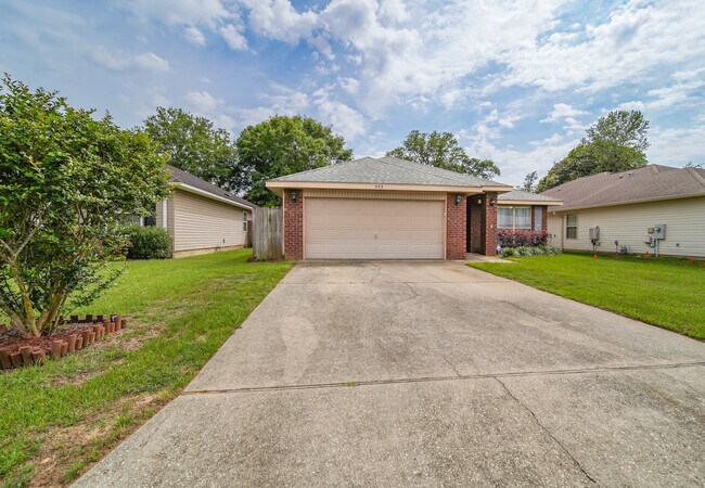 552 Edith Ln in Pensacola, FL - Building Photo - Building Photo