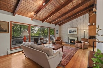 153 Salem Rd in Pound Ridge, NY - Building Photo - Building Photo