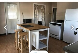 39 N Pangolin St, Unit Apt D in Dunkirk, NY - Building Photo - Building Photo