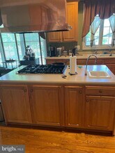 1326 Lessard Ln in McLean, VA - Building Photo - Building Photo