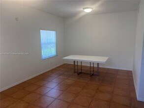 2224 Anchor Ct in Fort Lauderdale, FL - Building Photo - Building Photo