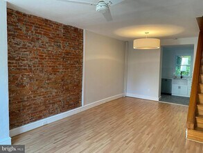 3360 Frederick St in Philadelphia, PA - Foto de edificio - Building Photo
