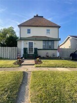 127 E 35th St in Lorain, OH - Building Photo
