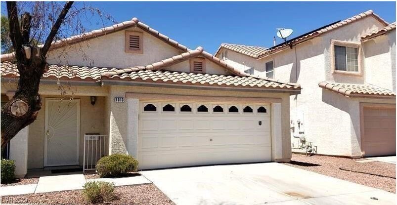 1013 Adobe Flat Dr in Henderson, NV - Foto de edificio