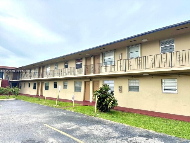 property at 3905 SW 78th Ct