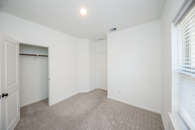 property at 42514 Summer Crst Rd