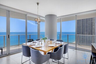 4111 S Ocean Dr in Hollywood, FL - Foto de edificio - Building Photo