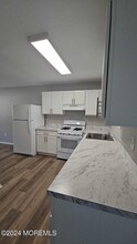 1700 NJ-37 in Toms River, NJ - Foto de edificio - Building Photo