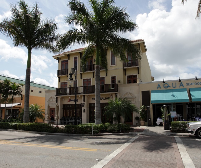 868 5th Ave S in Naples, FL - Building Photo - Building Photo