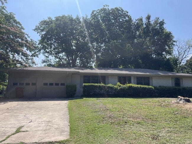 property at 1130 Tower St