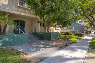 70 N Catalina Ave in Pasadena, CA - Building Photo - Building Photo