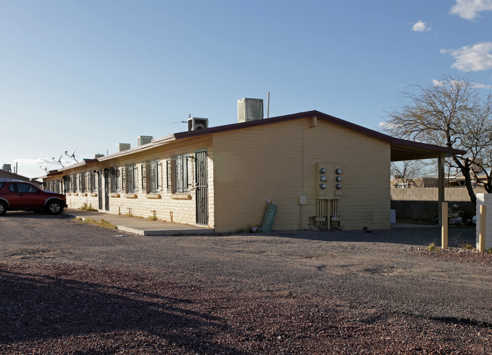 5748-5758 S Park Ave in Tucson, AZ - Building Photo