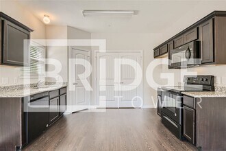 1344 Lakecrest Ln in Lewisville, TX - Building Photo - Building Photo