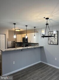 534 McManus Way photo'