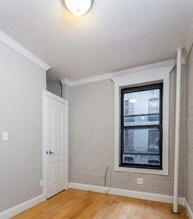 340 E 18th St-Unit -#A1 in New York, NY - Building Photo - Building Photo