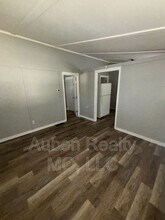 1300 S Appleton Ave in Independence, MO - Building Photo - Building Photo