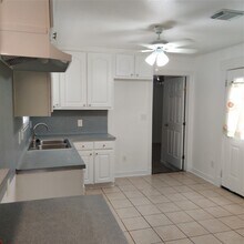 919 Oak Meadows St in Houston, TX - Building Photo - Building Photo
