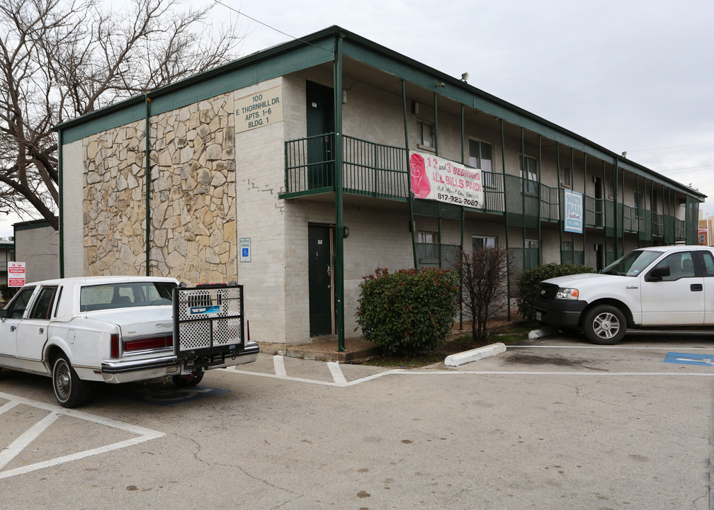 South Plaza Apartments in Fort Worth, TX - Building Photo