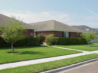 Sugar Hill Estates in Edinburg, TX - Building Photo