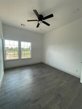 1610 Rd 5729 in Cleveland, TX - Building Photo - Building Photo