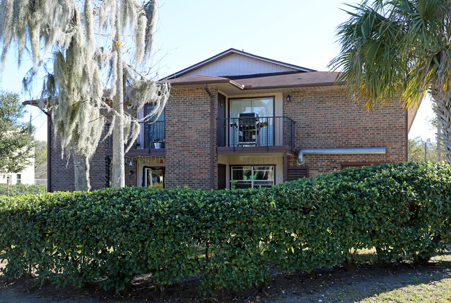 Edgewater Park Apartments in Edgewater, FL - Building Photo - Building Photo