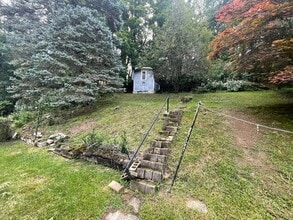 123 MacFarlane Dr in Pittsburgh, PA - Building Photo - Building Photo