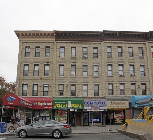 5505 5th Ave in Brooklyn, NY - Foto de edificio - Building Photo