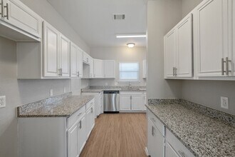 512 Waterford St in Farmersville, TX - Building Photo - Building Photo