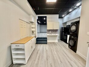 2016 S Juniper St in Philadelphia, PA - Building Photo - Building Photo